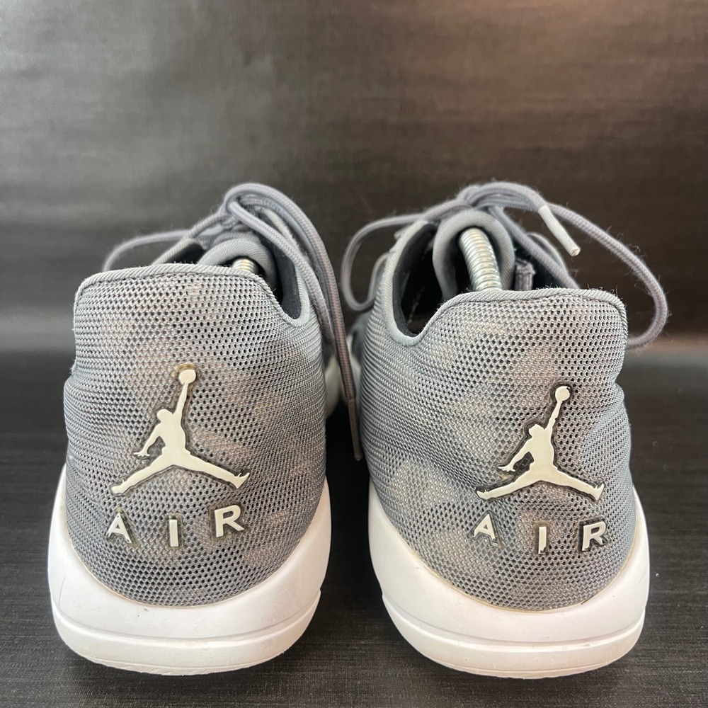 Jordan Eclipse Wolf Grey Mens 8.5 Basketball Trainer Athletic Shoes 724010-005 - Picture 5 of 9